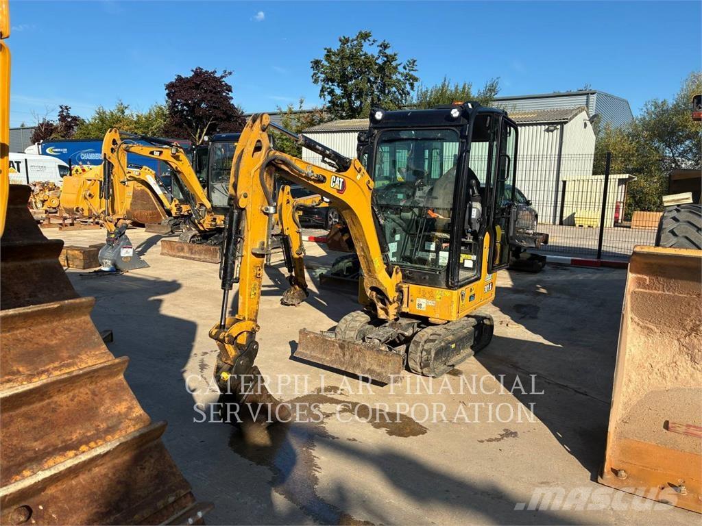 CAT 301.6-05 حفارات زحافة