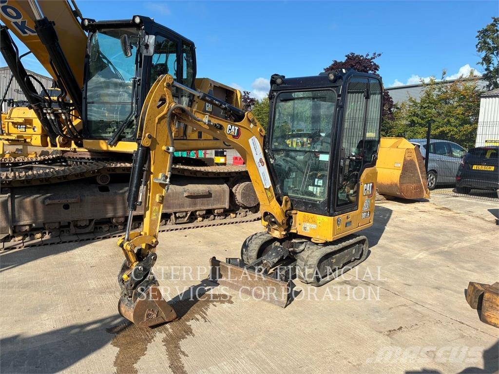 CAT 301.6-05 حفارات زحافة