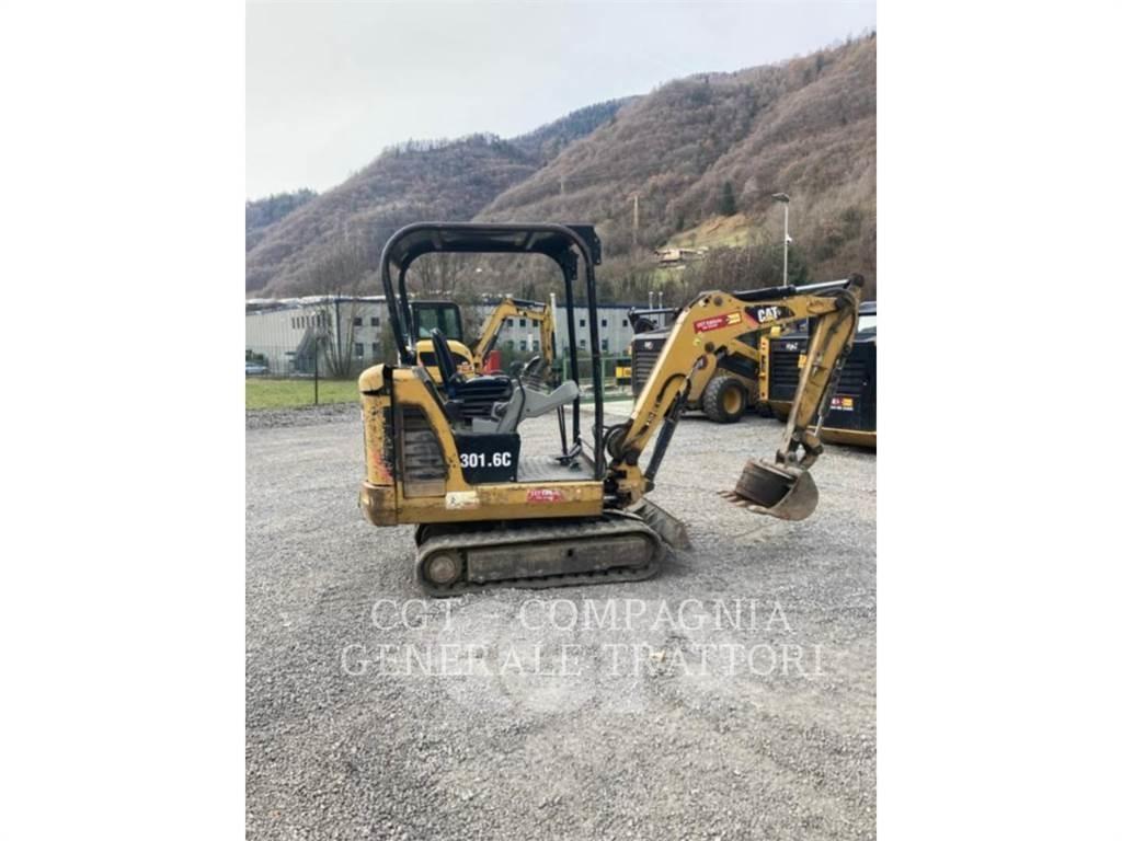 CAT 301.6C حفارات زحافة