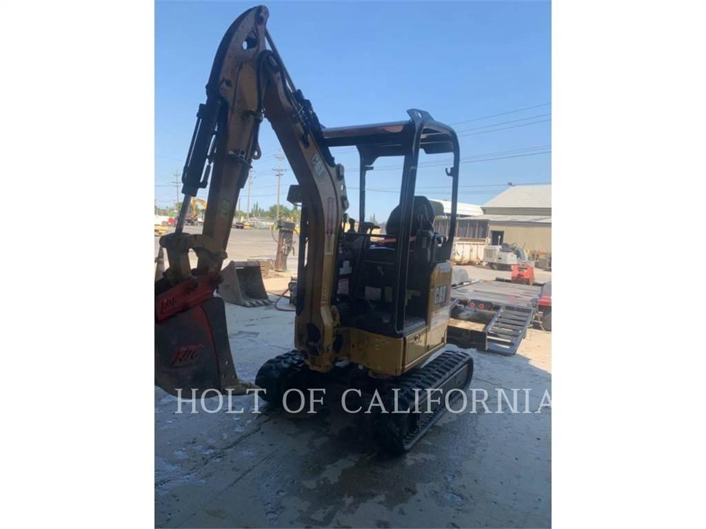 CAT 301.7 حفارات زحافة