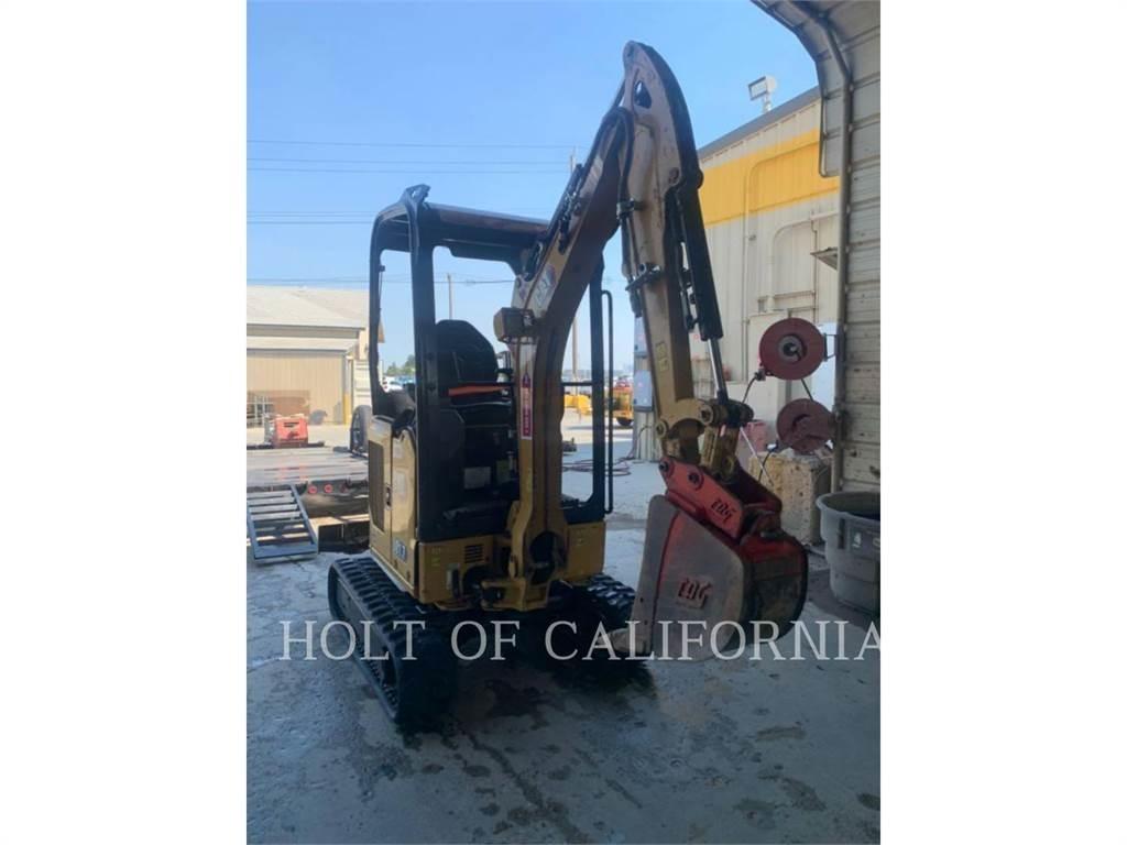 CAT 301.7 حفارات زحافة