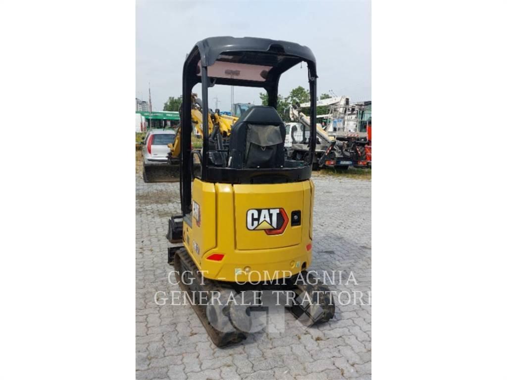 CAT 301.7 حفارات زحافة