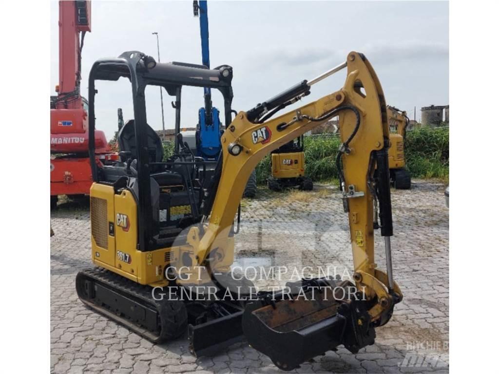 CAT 301.7 حفارات زحافة