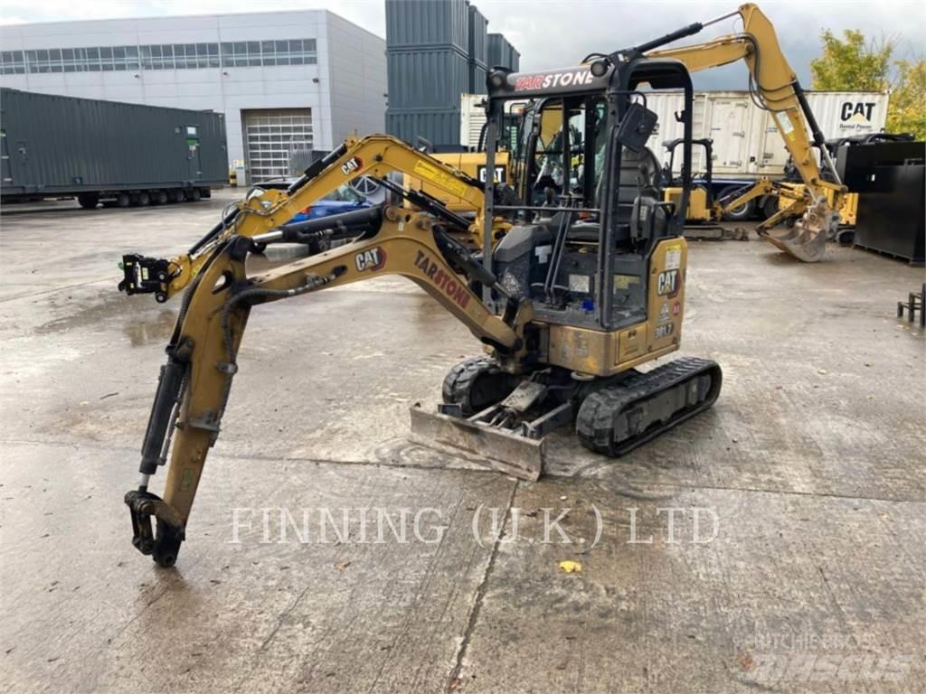 CAT 301.7 حفارات زحافة