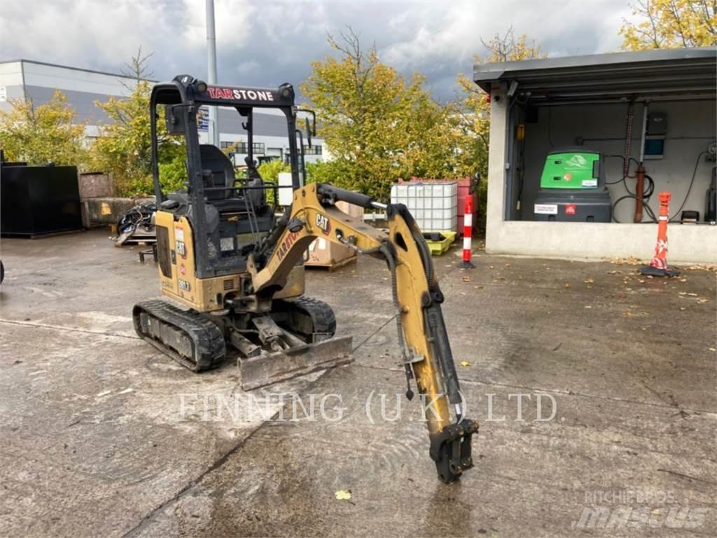 CAT 301.7 حفارات زحافة