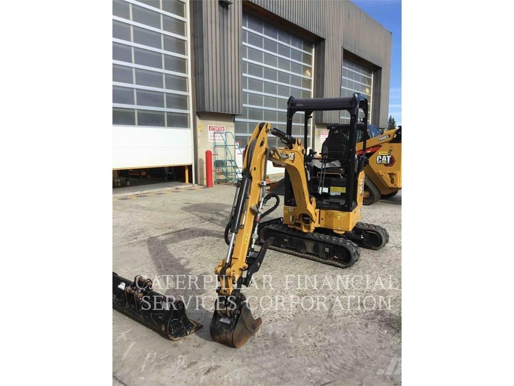 CAT 301.7 05A CR حفارات زحافة