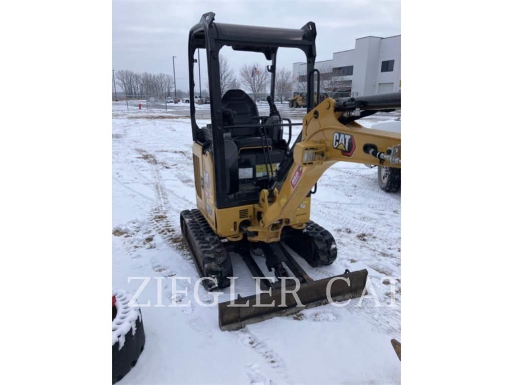 CAT 301.7-05CR حفارات زحافة
