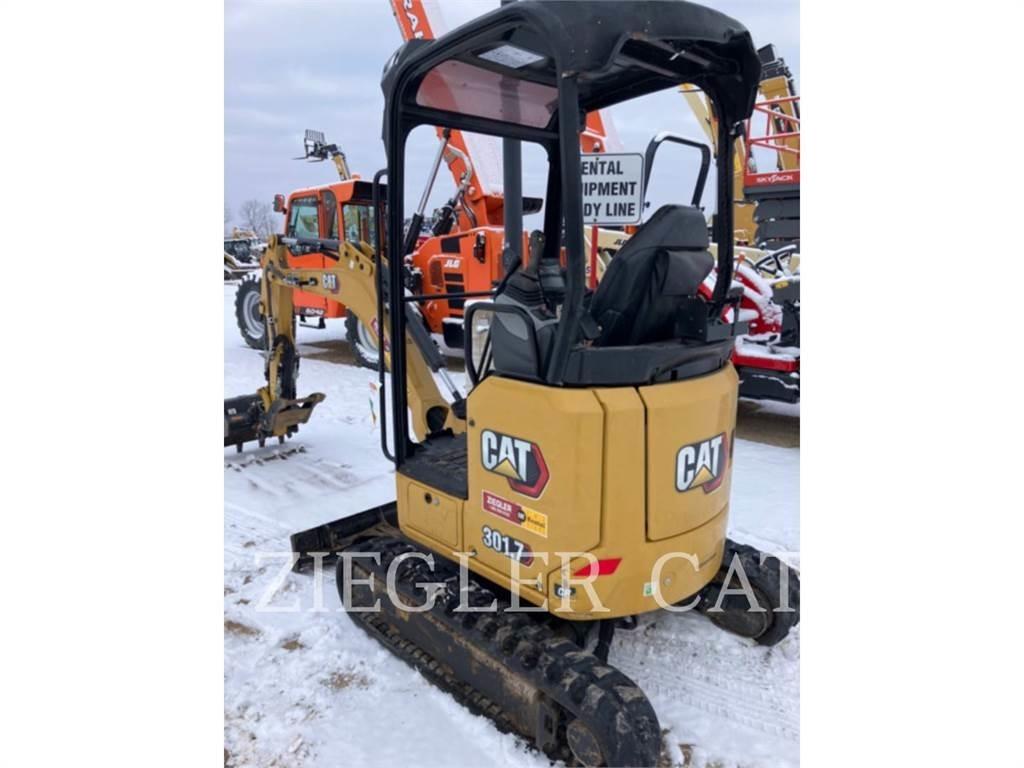 CAT 301.7-05CR حفارات زحافة