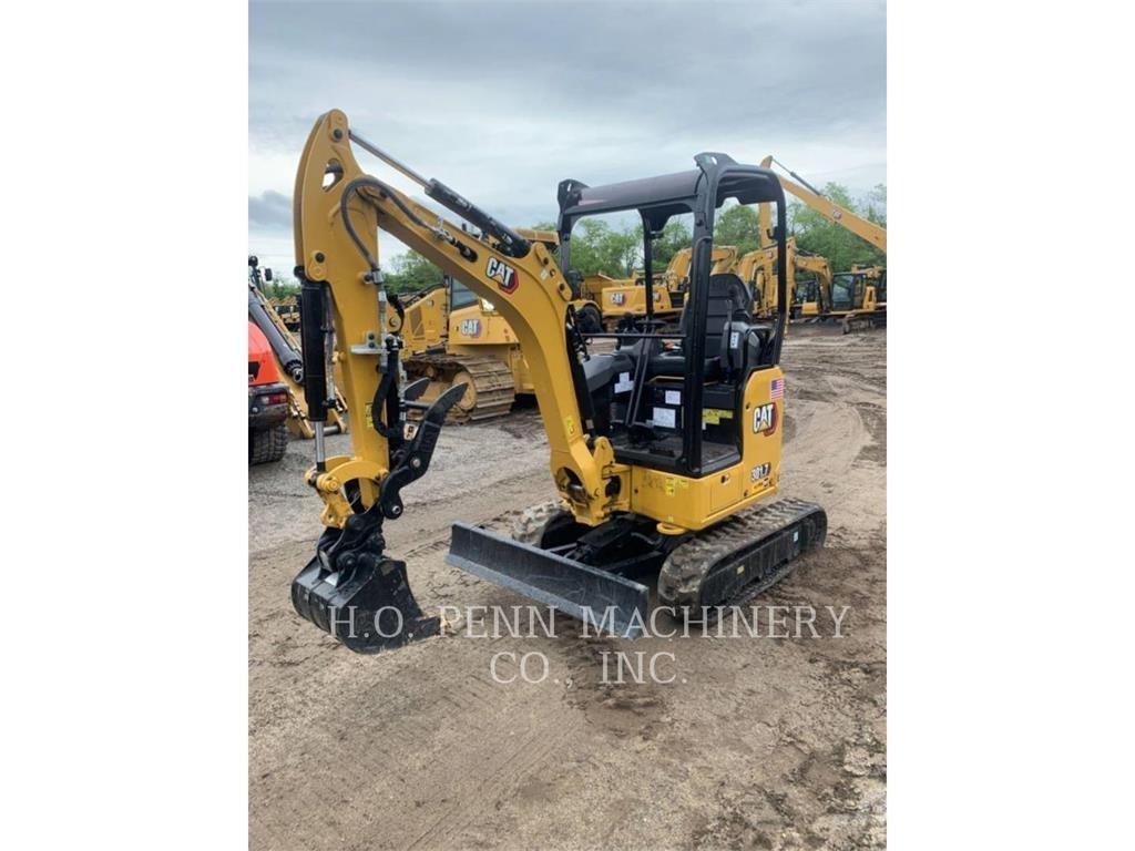 CAT 301.7-05CR حفارات زحافة