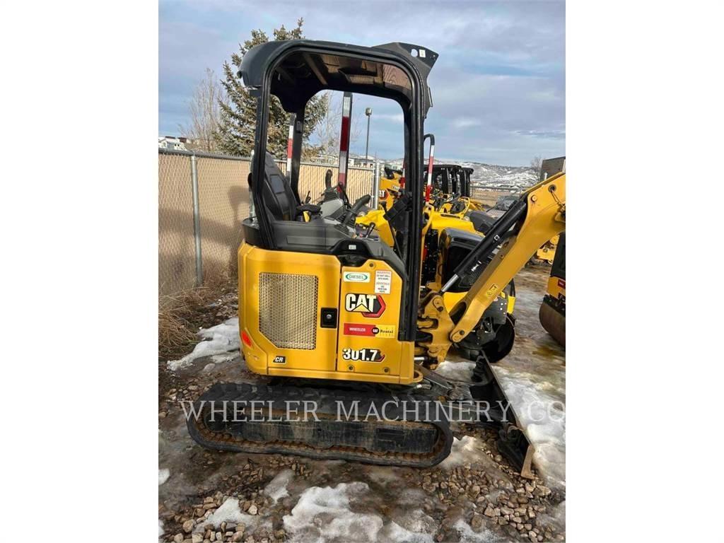 CAT 301.7 C1 حفارات زحافة