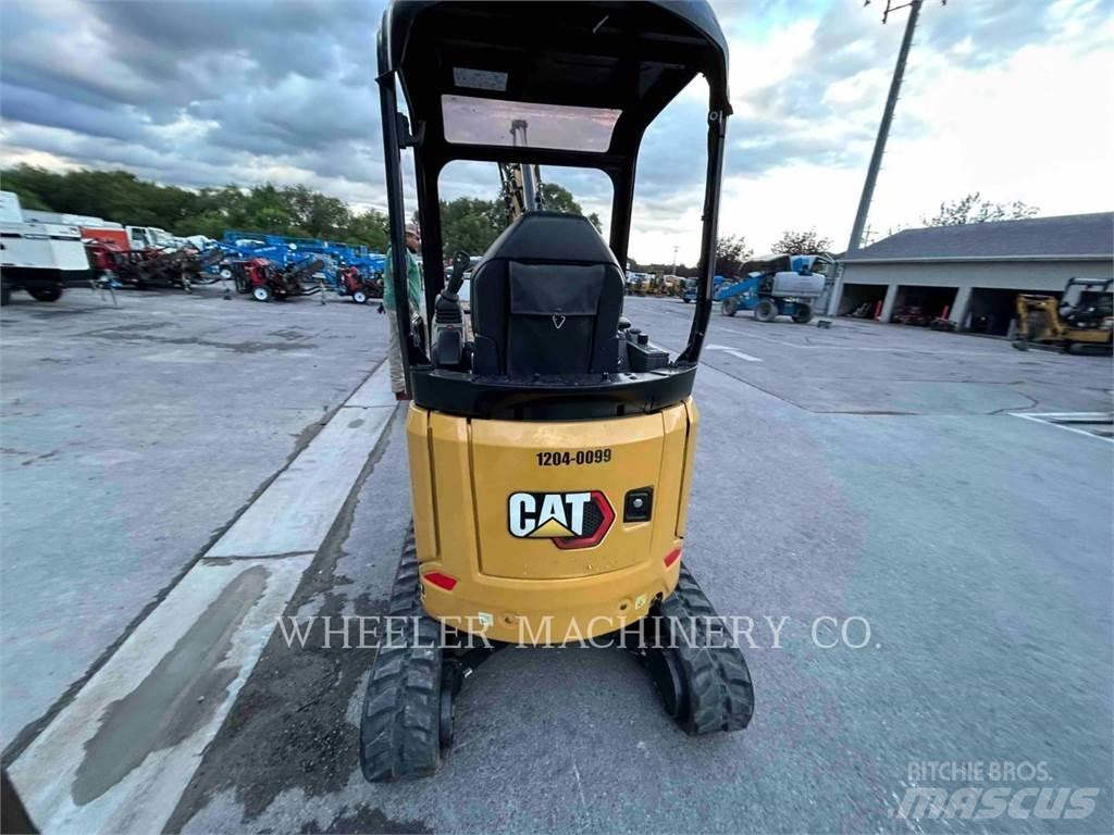 CAT 301.7 C1 حفارات زحافة