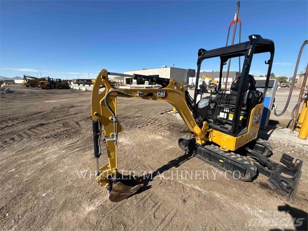 CAT 301.7 C1 حفارات زحافة