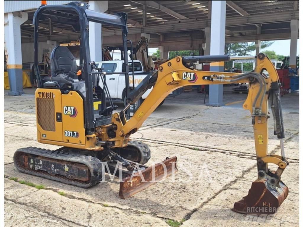 CAT 301.7D حفارات زحافة