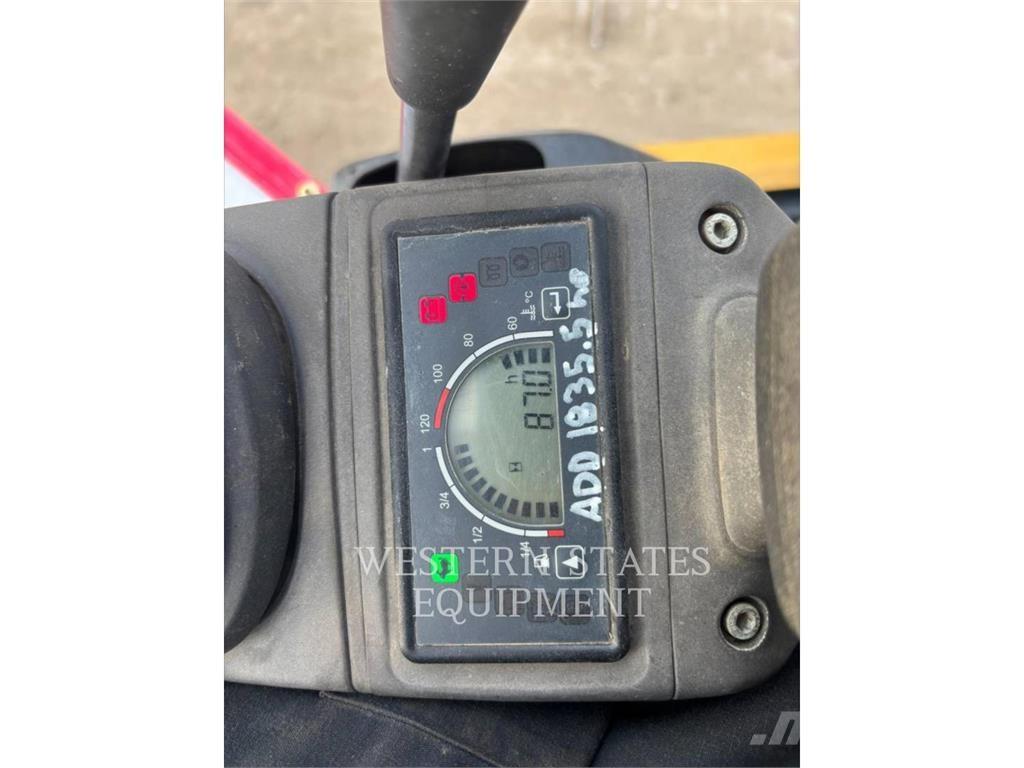 CAT 301.7D حفارات زحافة