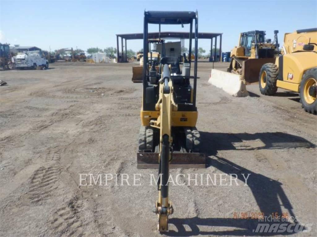 CAT 301.7D CR حفارات زحافة