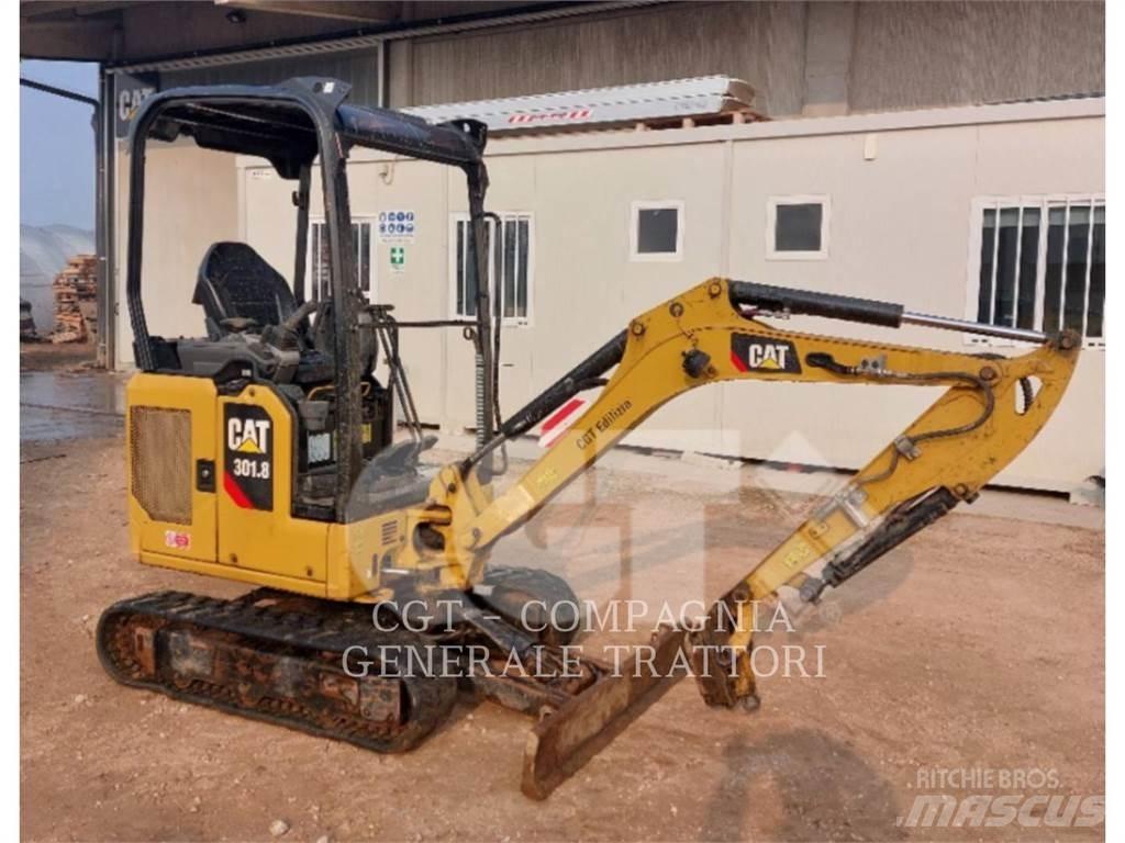 CAT 301.8 حفارات زحافة