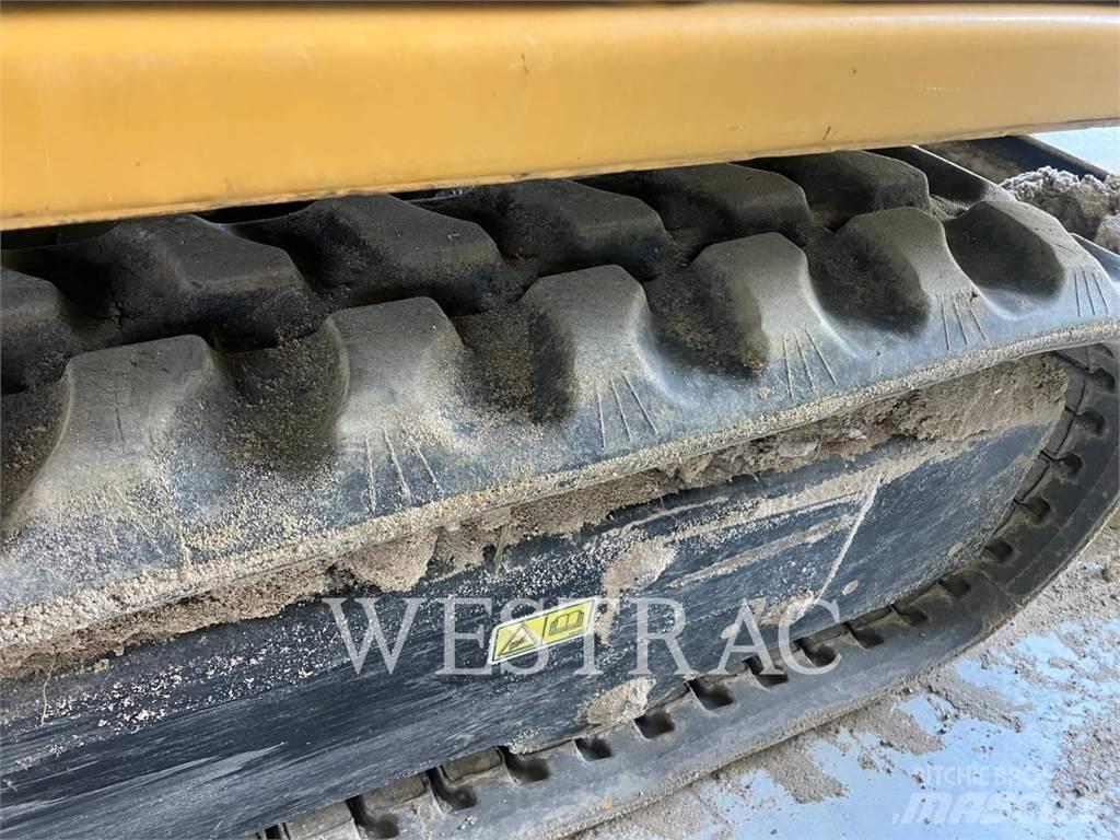 CAT 301.8 حفارات صغيرة أقل من 7 طن (حفارات صغيرة)