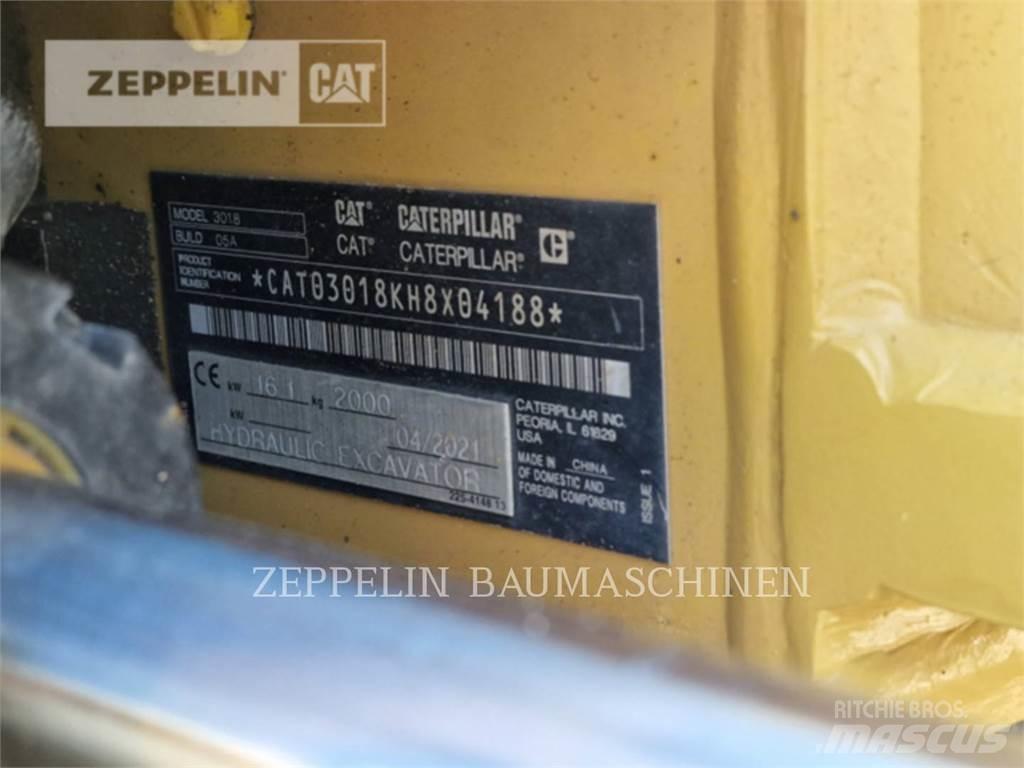 CAT 301.8-05A حفارات زحافة