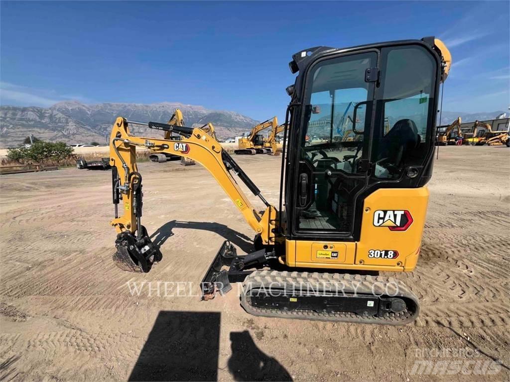 CAT 301.8 C3TH حفارات زحافة