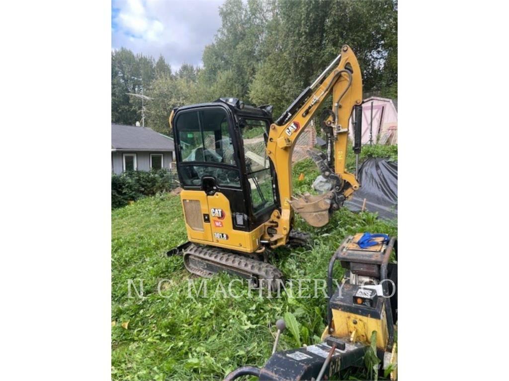 CAT 301.8 CRCB حفارات زحافة