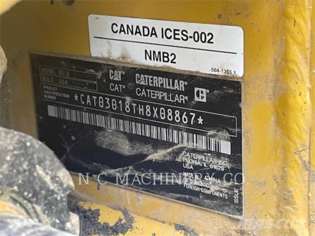 CAT 301.8 CRCB حفارات زحافة