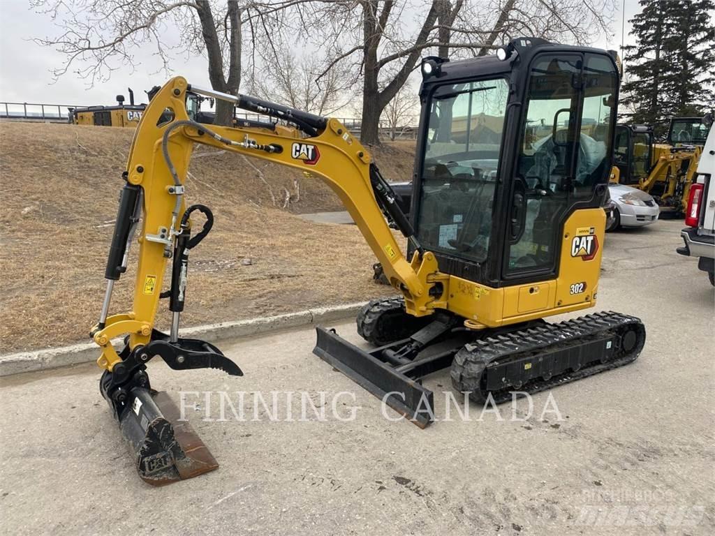 CAT 302-05 حفارات زحافة