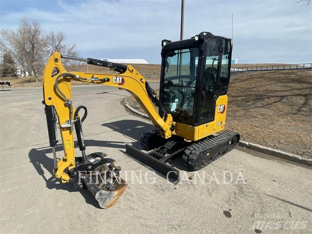 CAT 302-05 حفارات زحافة