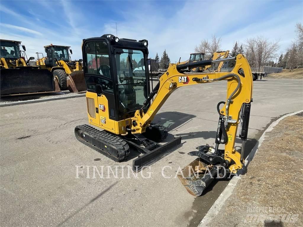 CAT 302-05 حفارات زحافة