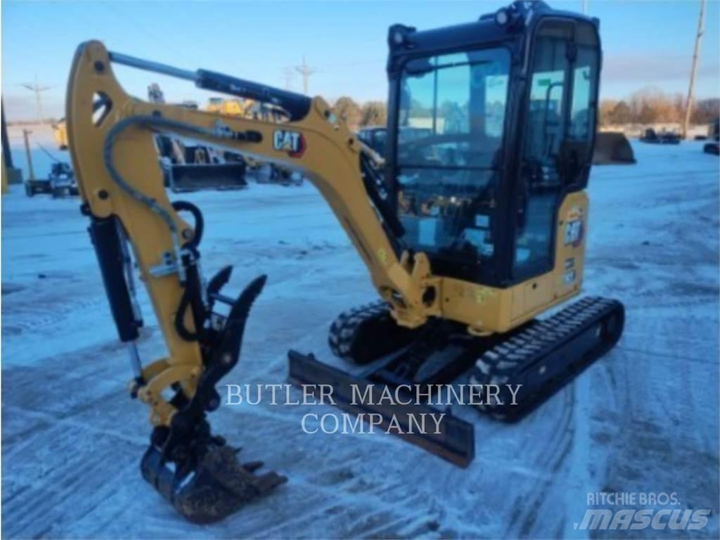 CAT 302-05A CR حفارات زحافة