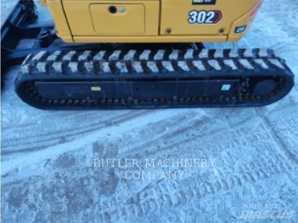 CAT 302-05A CR حفارات زحافة