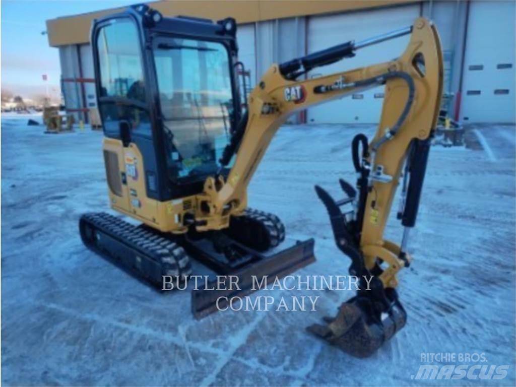 CAT 302-05A CR حفارات زحافة