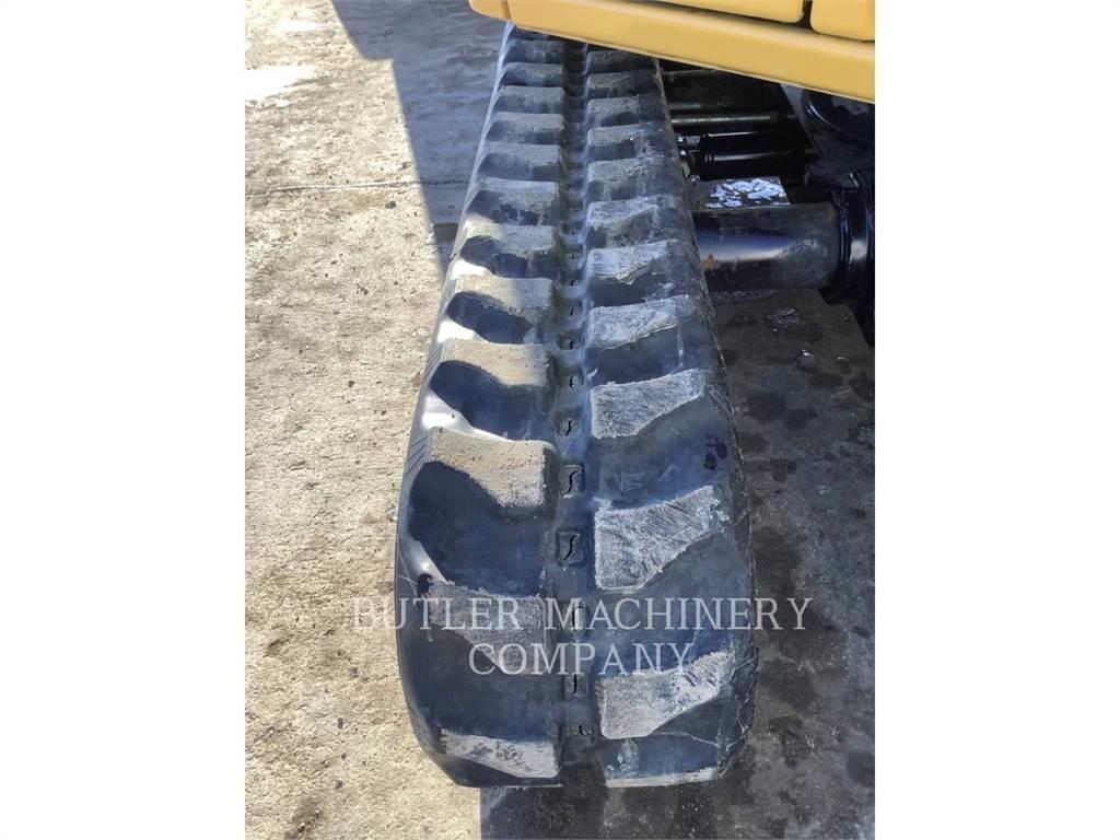 CAT 302-05A CR حفارات زحافة