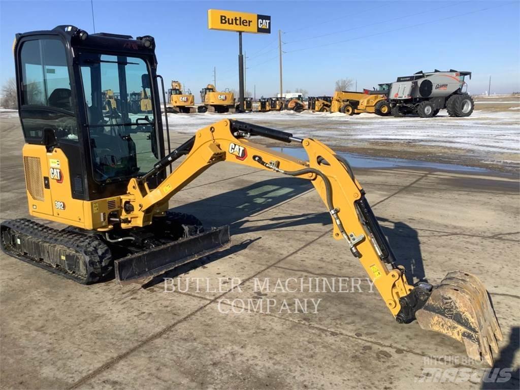 CAT 302-05A CR حفارات زحافة