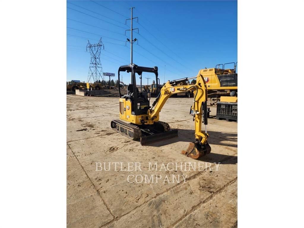CAT 302-05A CR حفارات زحافة