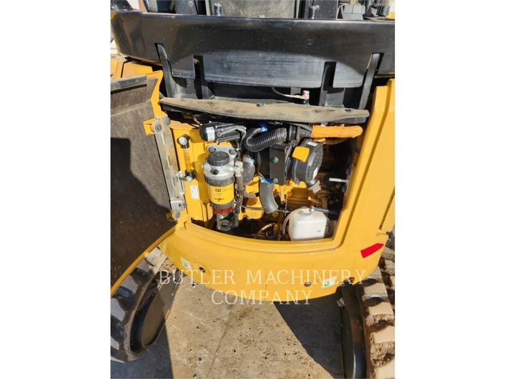 CAT 302-05A CR حفارات زحافة