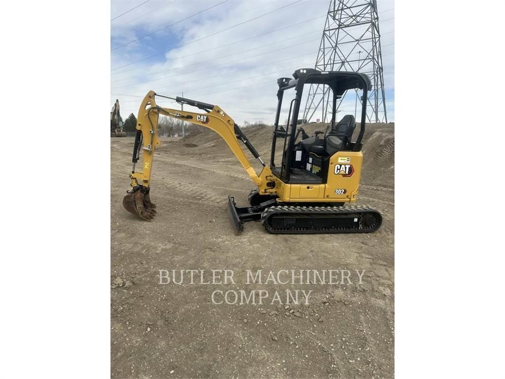 CAT 302-05A CR حفارات زحافة