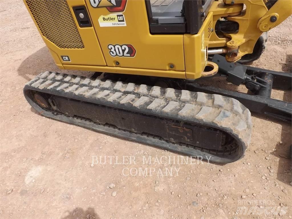 CAT 302-05A CR حفارات زحافة