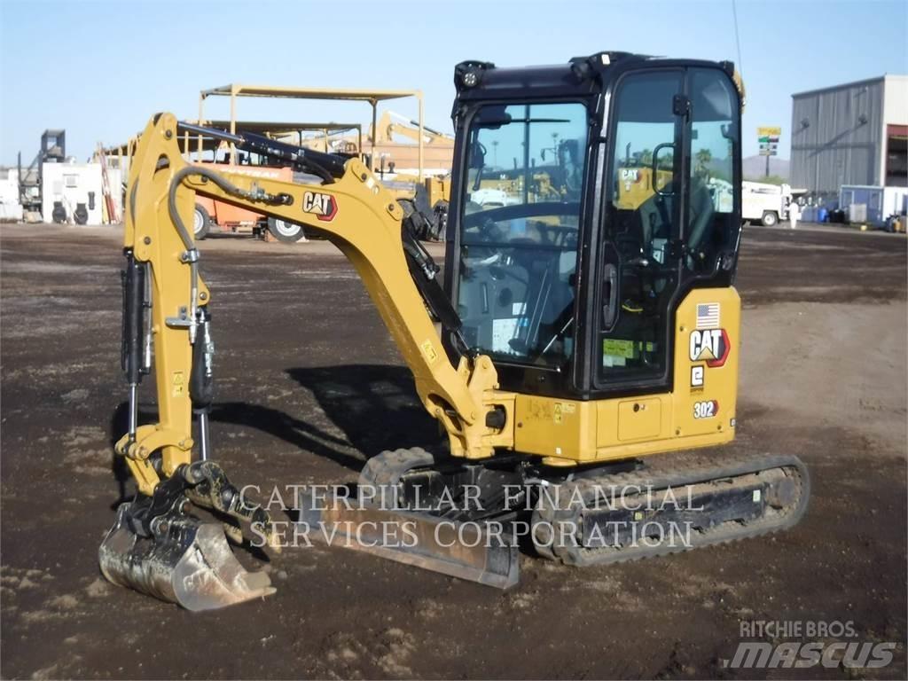 CAT 302-05CR حفارات زحافة