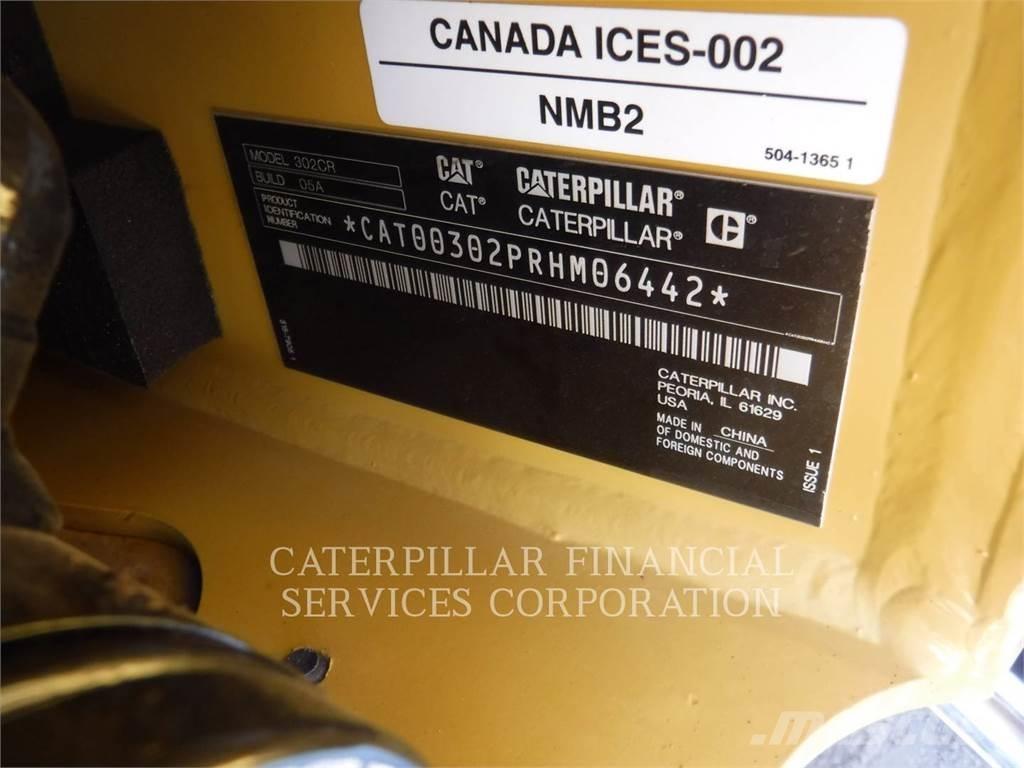 CAT 302-05CR حفارات زحافة