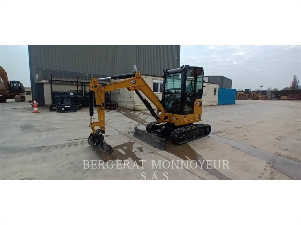 CAT 302.7 حفارات زحافة