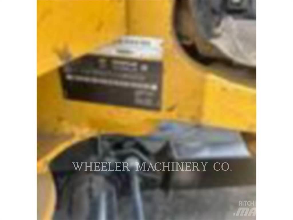 CAT 302.7 C3 حفارات زحافة
