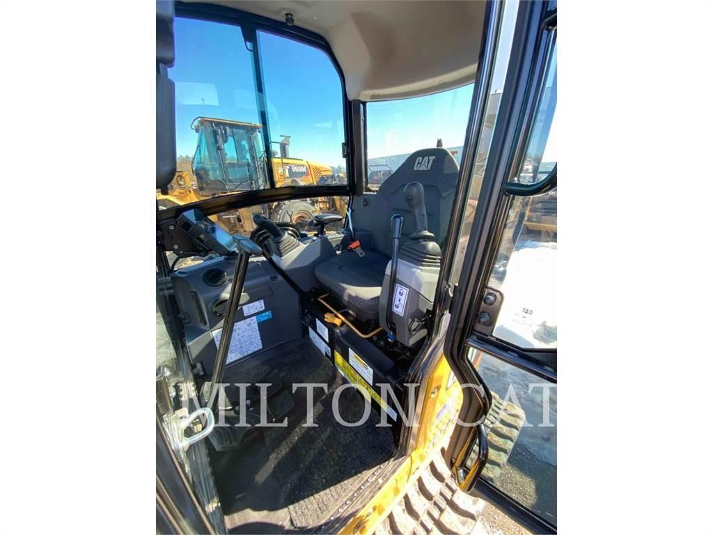 CAT 302.707CR حفارات زحافة