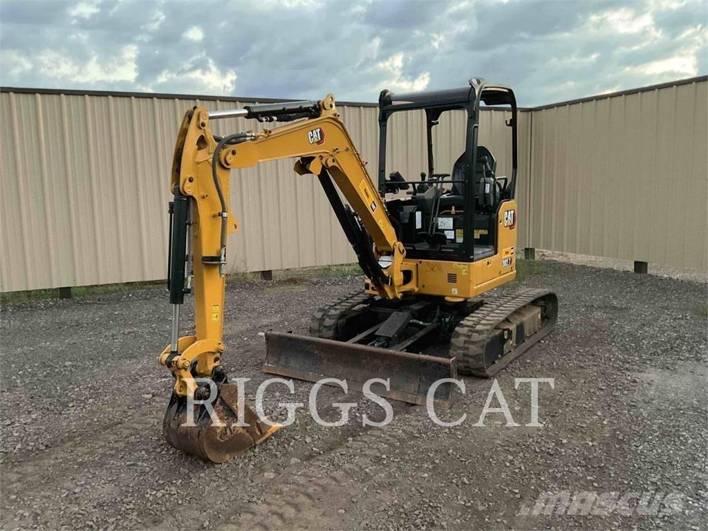 CAT 302.707CR حفارات زحافة