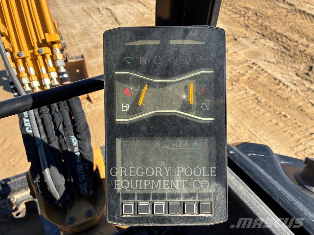 CAT 302.707CR حفارات زحافة
