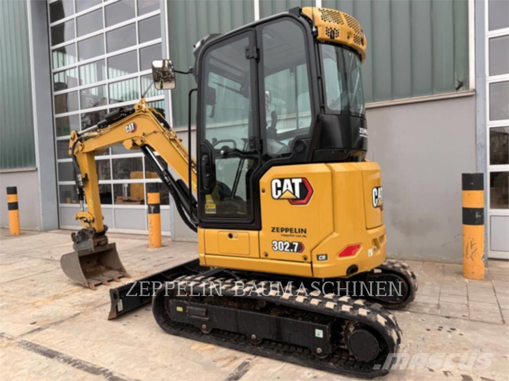 CAT 302.7CR-07 حفارات زحافة