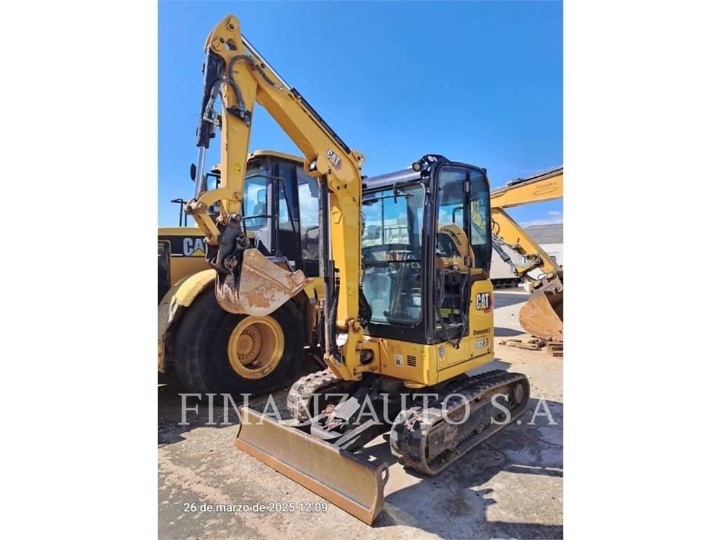 CAT 302.7D حفارات زحافة