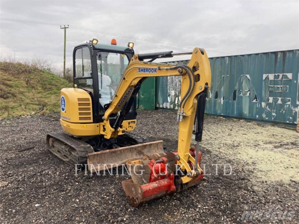 CAT 302.7D CAB حفارات زحافة