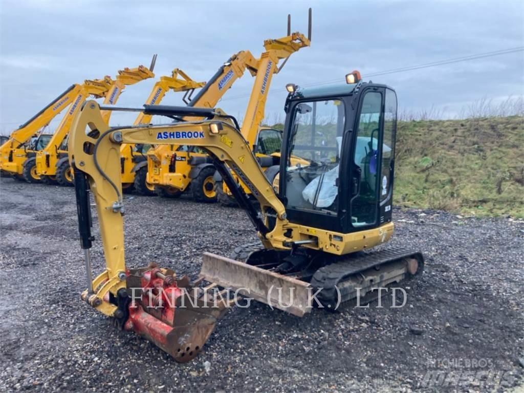 CAT 302.7D CAB حفارات زحافة