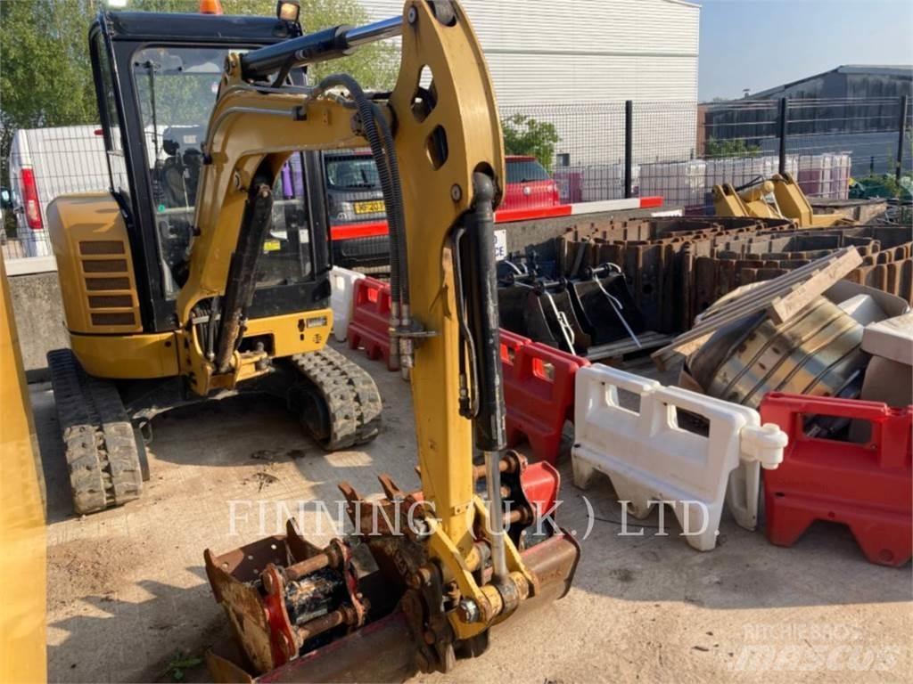 CAT 302.7D CAB حفارات زحافة