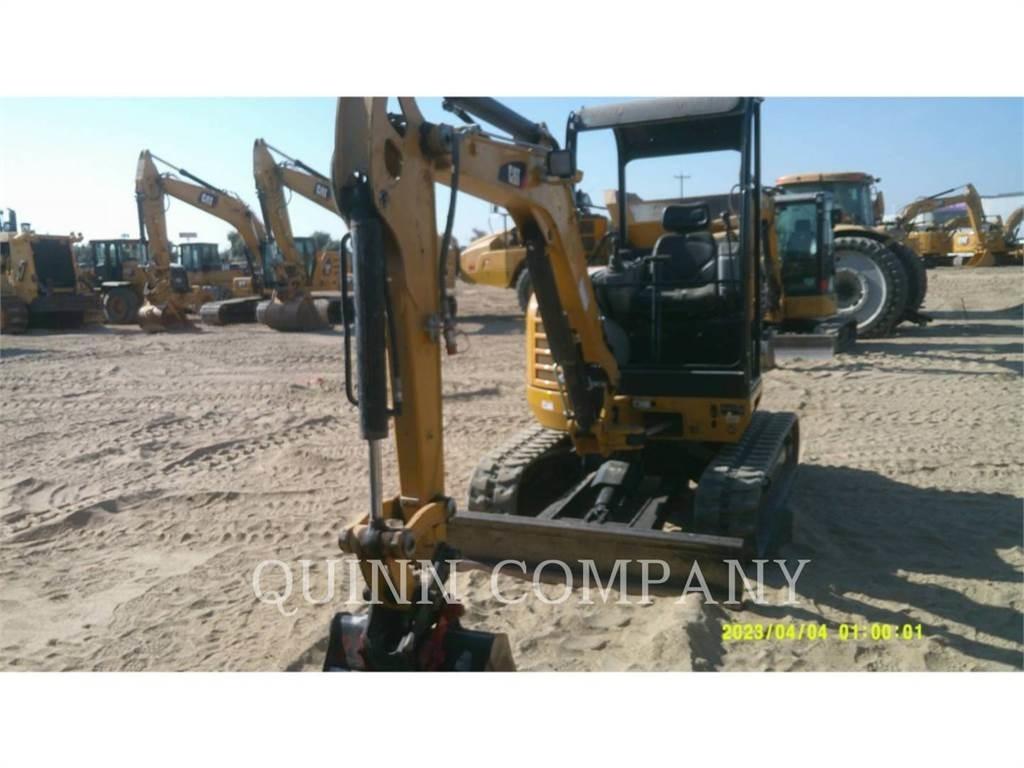 CAT 302.7D CR حفارات زحافة